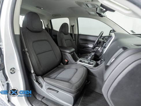 Used 2022 Chevrolet Colorado LT w/ LT Convenience Package image 41