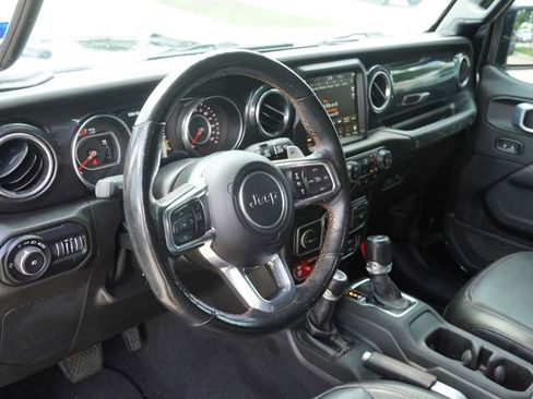 Used 2021 Jeep Wrangler Unlimited Rubicon AWD/4WD image 16