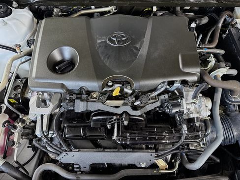 Used 2024 Toyota Camry SE w/ Convenience Package FWD image 39