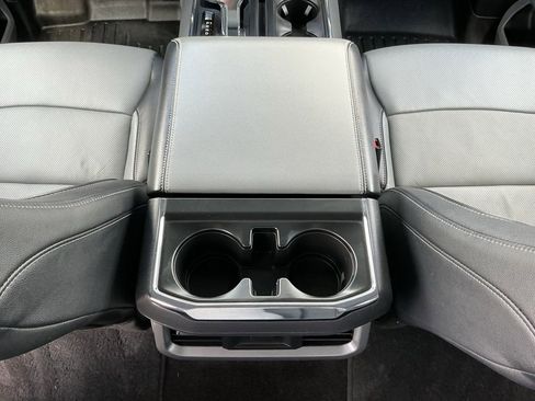 Used 2022 Ford F150 Lariat w/ Equipment Group 501A Mid image 48