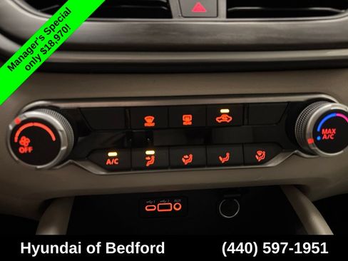 Used 2025 Nissan Altima 2.5 SV AWD/4WD image 19