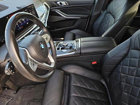Used 2023 BMW X7 xDrive40i w/ Premium Package AWD/4WD image 18