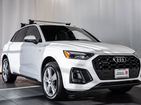 Used 2025 Audi Q5 2.0T Premium image 1