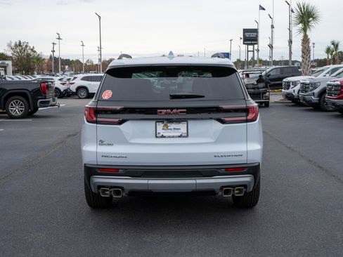 New 2026 GMC Acadia Elevation w/ Elevation Premium Package image 4