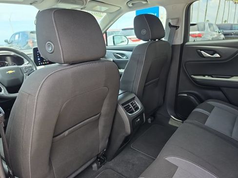 Used 2024 Chevrolet Blazer LT w/ Driver Confidence Package FWD image 9