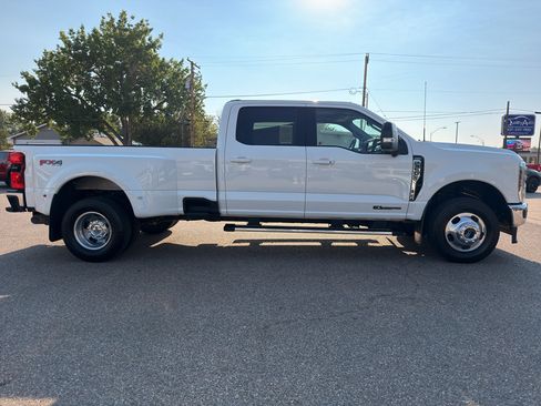 Used 2026 Ford F350 Lariat AWD/4WD image 6