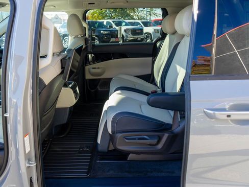 New 2026 Kia Carnival SX Prestige image 14