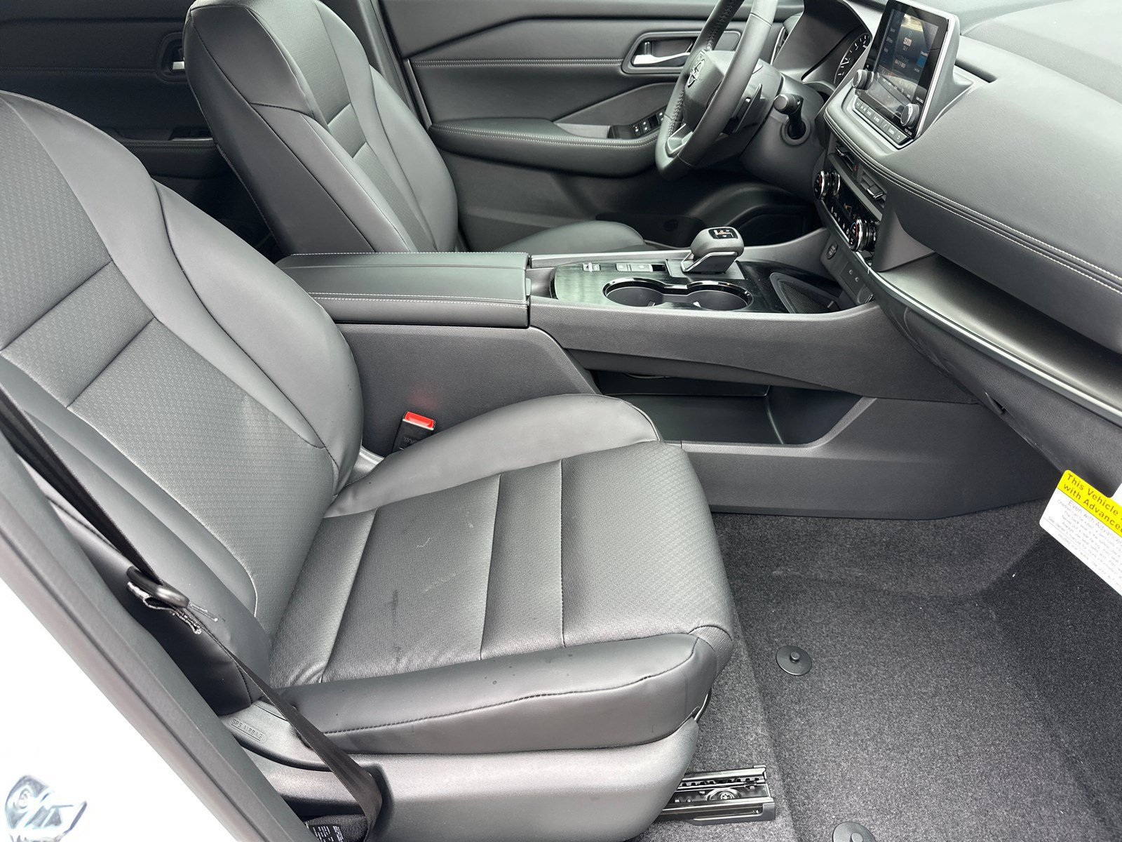 New 2026 Nissan Rogue Dark Armor FWD image 13