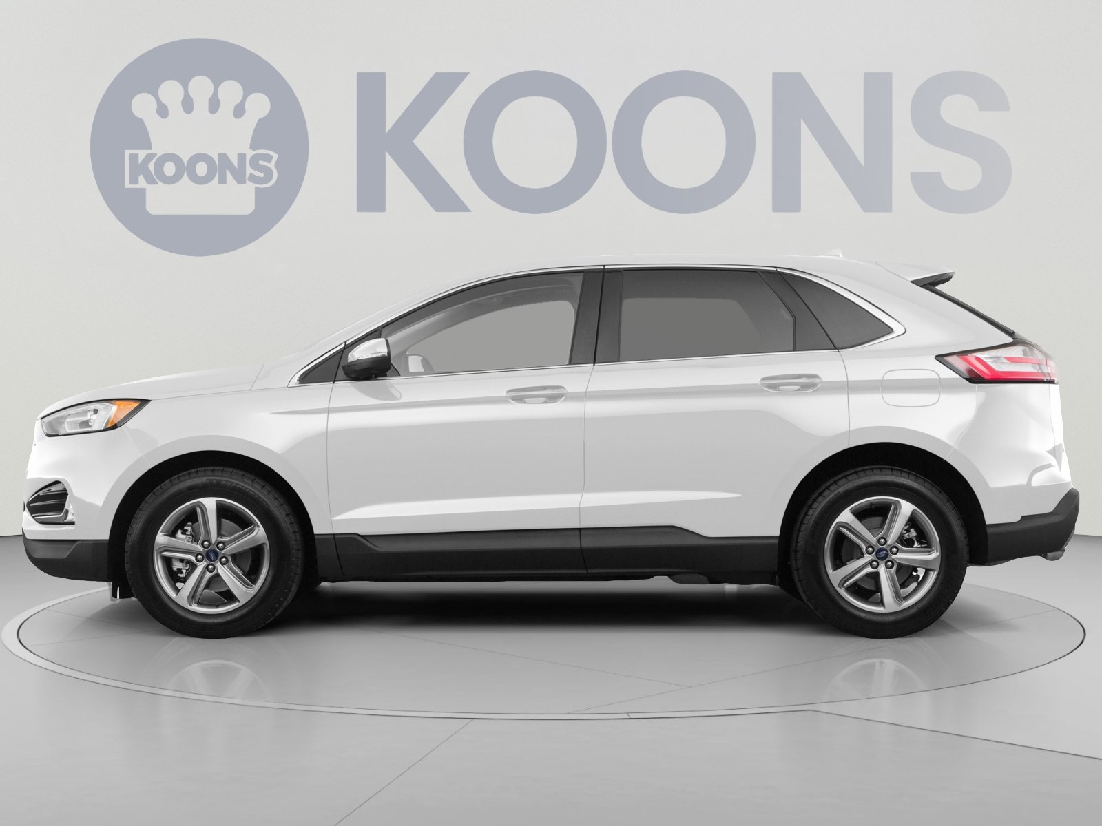 Used 2020 Ford Edge SEL w/ Cargo Accessory Package FWD image 2