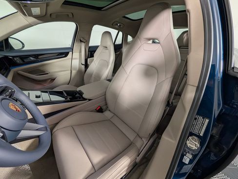 New 2026 Porsche Panamera 4 E-Hybrid AWD/4WD image 5