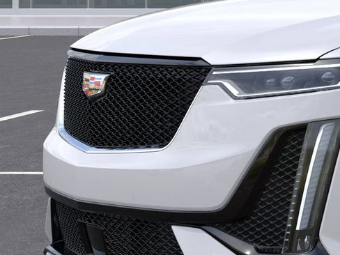 New 2025 Cadillac XT6 Sport w/ Technology Package image 13
