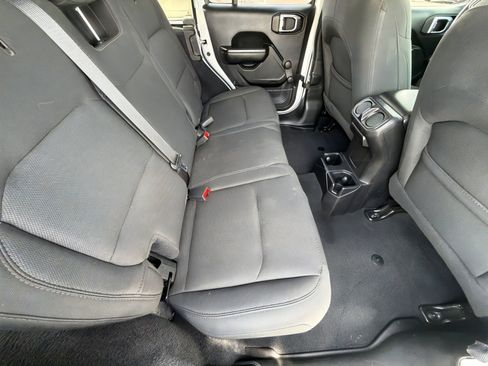 Used 2020 Jeep Wrangler Unlimited Sport AWD/4WD image 28