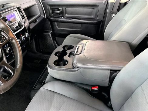 Used 2016 RAM 1500 ST w/ SXT Appearance Group AWD/4WD image 16