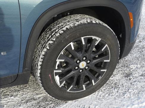 New 2026 Chevrolet Traverse LT w/ Sun and Wheel Package image 7