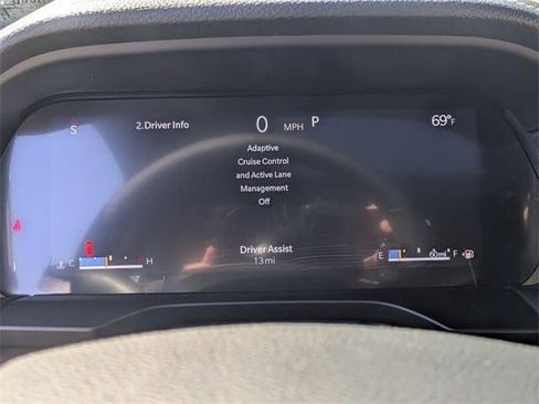 New 2025 Jeep Grand Cherokee Limited w/ Luxury Tech Group II RWD image 10
