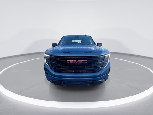 Used 2026 GMC Sierra 1500 Elevation w/ Preferred Package AWD/4WD image 3