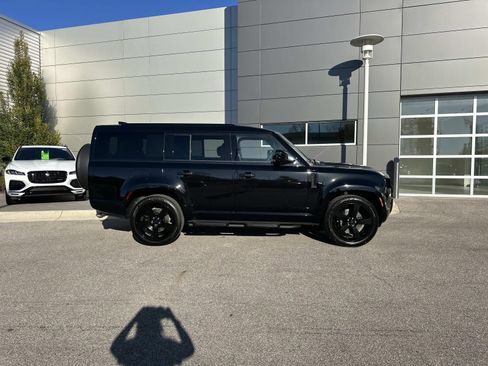 New 2026 Land Rover Defender 130 V8 AWD/4WD image 4