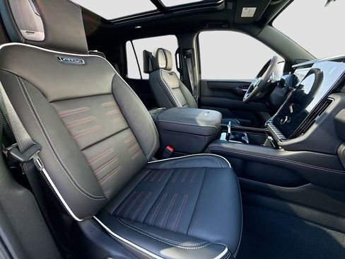 New 2026 GMC Yukon AT4 Ultimate image 31