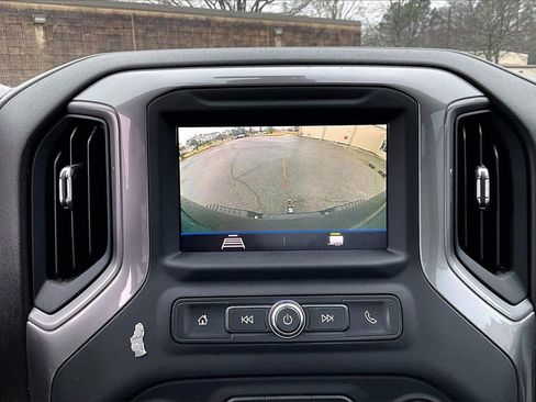 Used 2022 Chevrolet Silverado 2500 Custom w/ Custom Convenience Package image 12