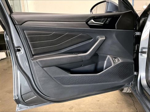 Used 2024 Volkswagen Jetta SEL image 26