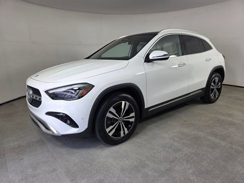 Certified 2024 Mercedes-Benz GLA 250 image 8