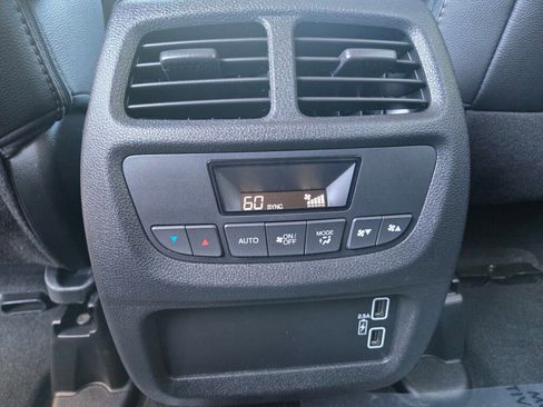 Certified 2022 Honda Pilot Special Edition image 15