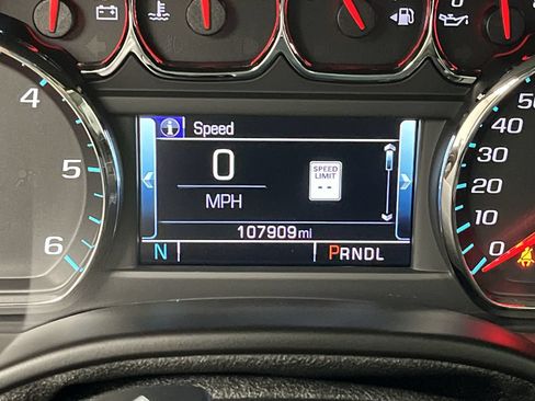 Used 2017 Chevrolet Tahoe Premier AWD/4WD image 18