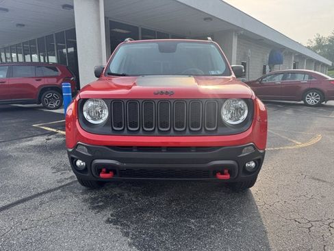 Used 2016 Jeep Renegade Trailhawk w/ Premium Trailhawk Package AWD/4WD image 8
