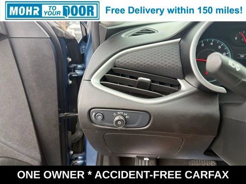 Used 2024 Chevrolet Malibu LT FWD image 16