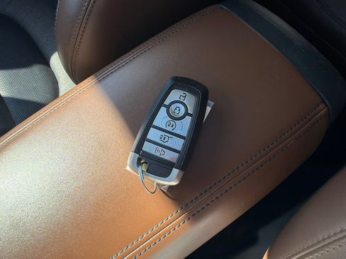 Used 2021 Ford Bronco Sport Outer Banks w/ Outer Banks Package AWD/4WD image 23