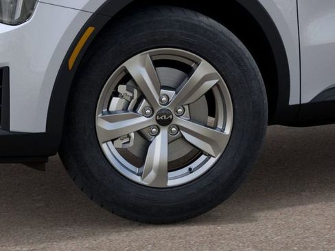 New 2026 Kia Sorento LX image 9