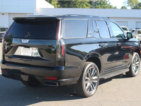 Used 2021 Cadillac Escalade Sport w/ Heavy-Duty Trailer Package AWD/4WD image 7
