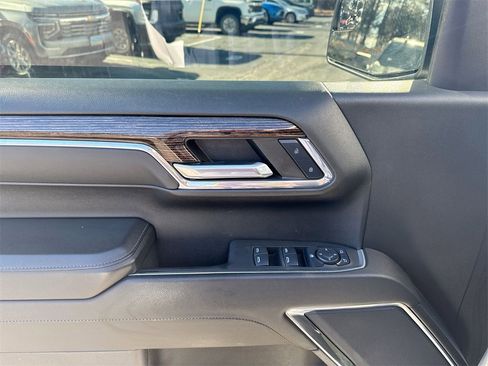 Used 2024 GMC Sierra 1500 Elevation image 15