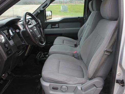 Used 2013 Ford F150 XLT w/ Luxury Equipment Group image 28