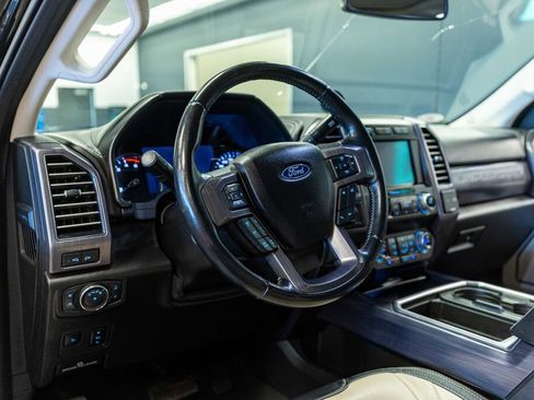 Used 2021 Ford F350 Limited image 10