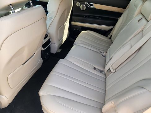 Used 2022 Genesis GV80 2.5T w/ Advanced Package 03 image 32