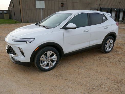 New 2026 Buick Encore GX Preferred w/ Comfort Package FWD image 7