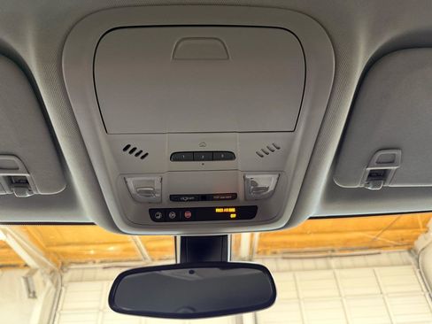 Used 2019 Chevrolet Blazer LT image 20