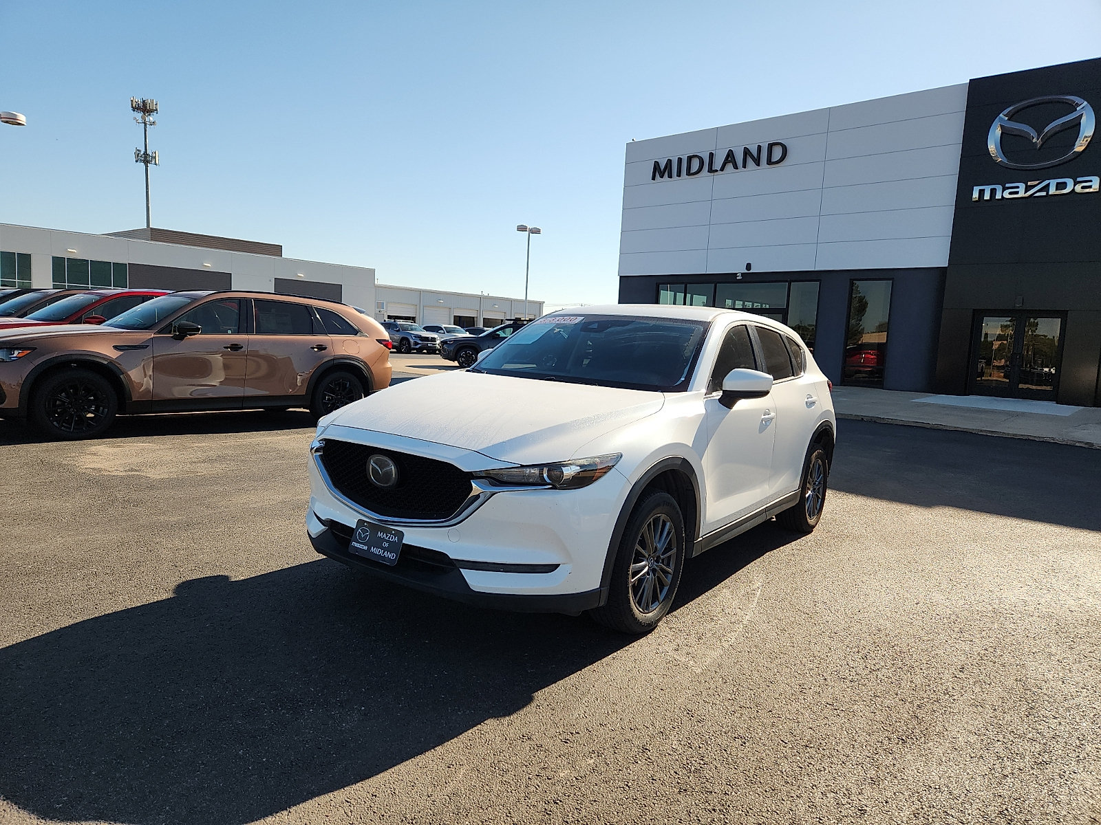 Used 2020 MAZDA CX-5 Touring AWD/4WD image 2