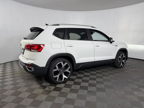 Used 2022 Volkswagen Taos SEL AWD/4WD image 6