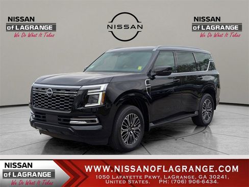 New 2025 Nissan Armada SL image 1