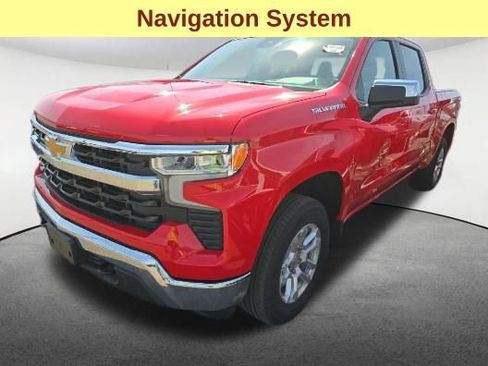 Used 2024 Chevrolet Silverado 1500 LT AWD/4WD image 4