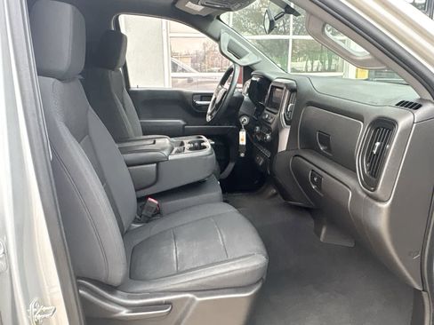 Used 2020 Chevrolet Silverado 1500 Custom w/ Infotainment Package image 25