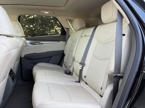 Used 2024 Cadillac XT5 Premium Luxury w/ Technology Package image 13