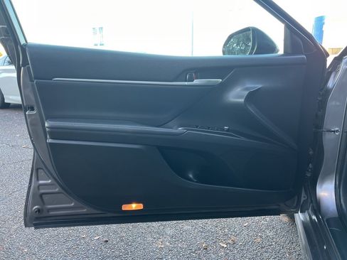 Used 2023 Toyota Camry XSE image 19