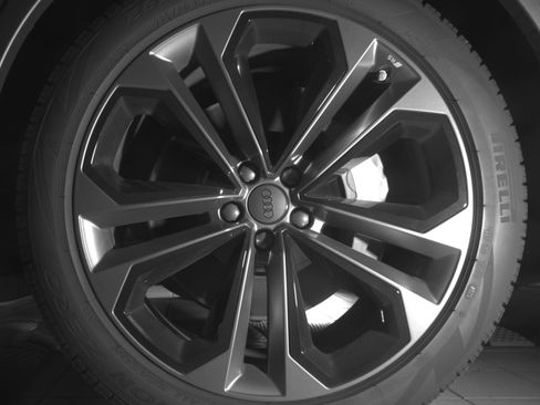 Certified 2026 Audi Q7 3.0T Premium Plus AWD/4WD image 25