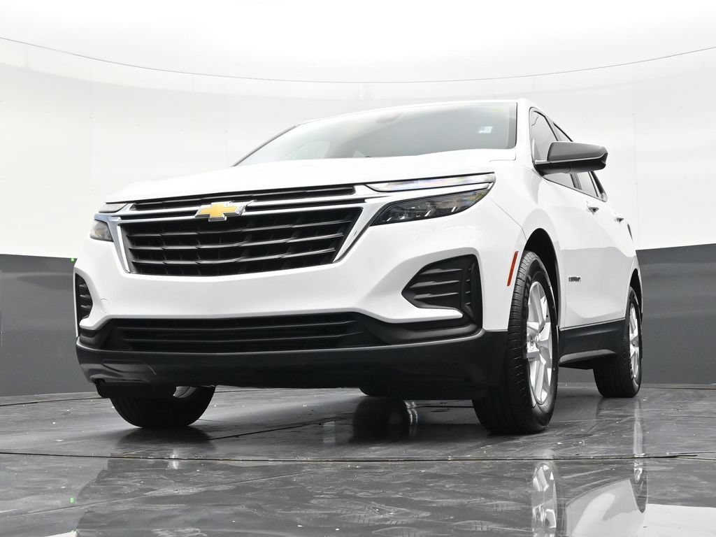 Used 2022 Chevrolet Equinox LS FWD image 24
