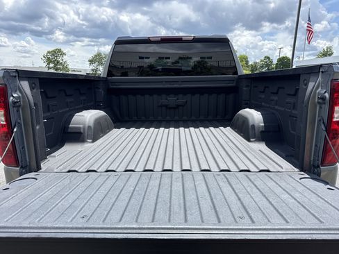 Used 2021 Chevrolet Silverado 1500 LT w/ Bed Protection Package AWD/4WD image 31