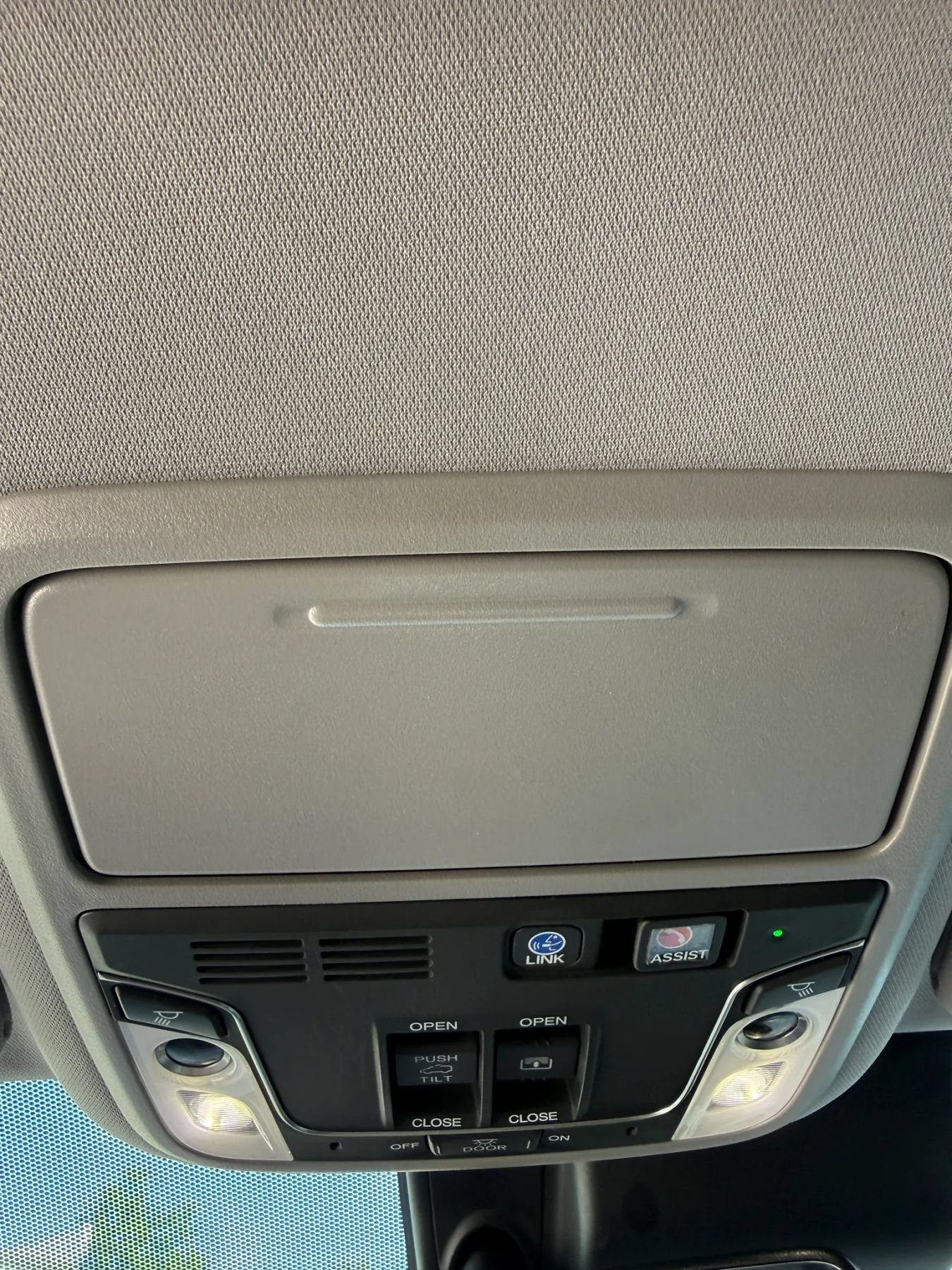 Used 2019 Honda Pilot Elite image 32