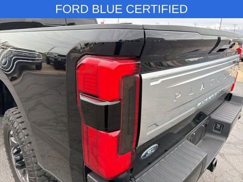 Used 2024 Ford F350 Platinum w/ Tremor Off-Road Package AWD/4WD image 31